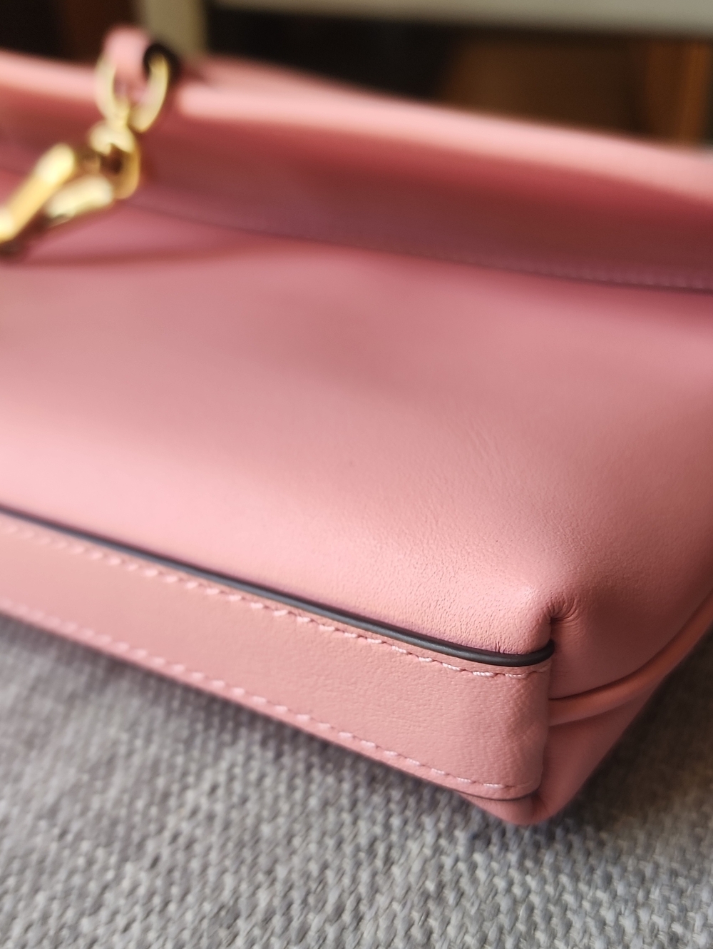 COACH Hamptons Small Leather Shoulder Bag- Pink - Picture 4 of 16